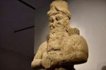 800px-ColossalstatueofthegodNabu,8thcenturyBCE,fromNimrud,I[...].jpg